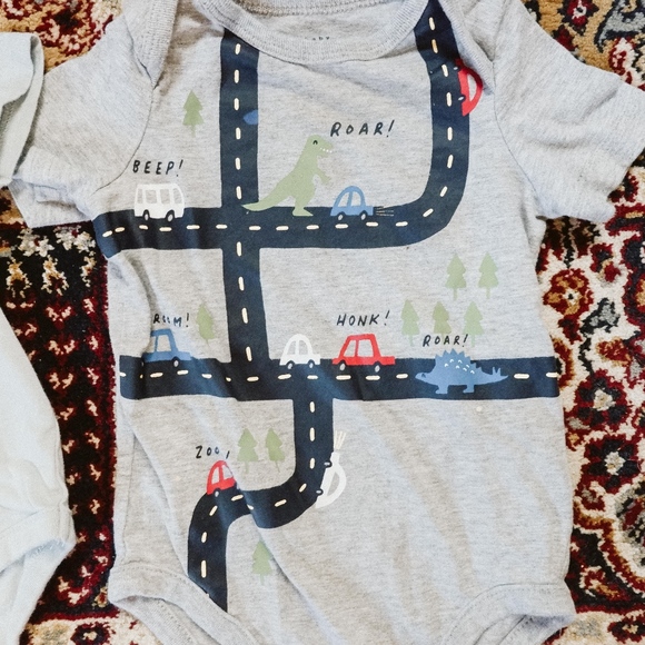 TWO PACK - Gap Onesies - Picture 2 of 5